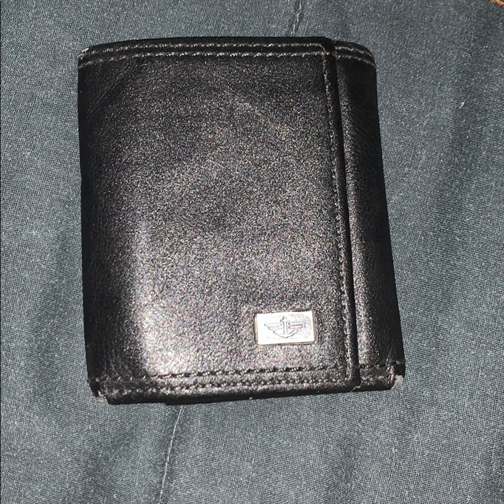 Tri fold wallet